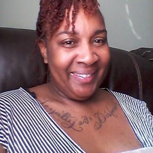 Meet your Posher, Deedee